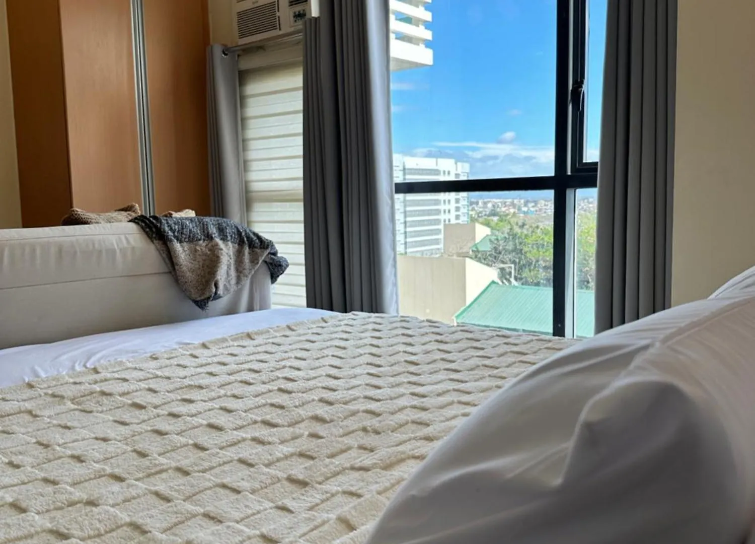 Apartment L Stays Viceroy Taguig Manila